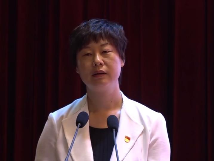 【视频】第十一届中原智库论坛 睢县县委书记吴海燕作大会报告：《打造中原鞋都，助推县域经济高质量发展》