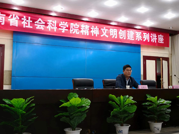 张明-网站.jpg