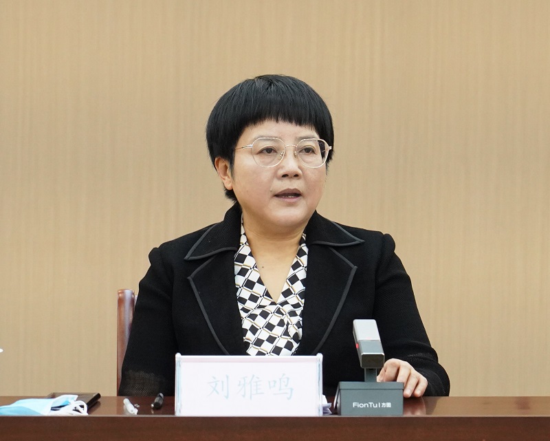 刘雅鸣-修图-网站.jpg