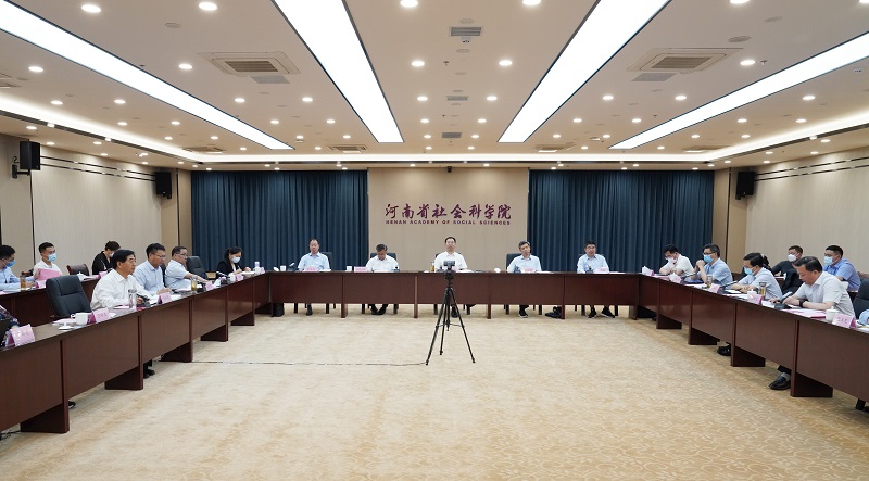 专家论证会现场.jpg